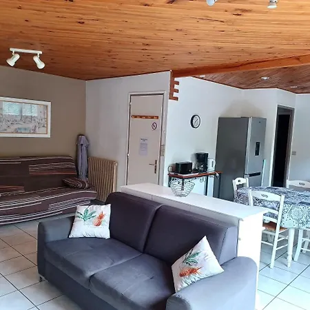 Le Catalogne, Bel F3 Avec Jardin, Acces Direct Piscine, Garage אמלי-לה-באינס-פללדה