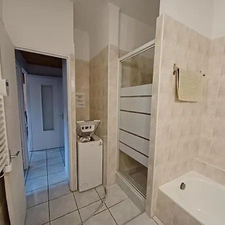 Le Catalogne, Bel F3 Avec Jardin, Acces Direct Piscine, Garage דירה *